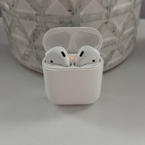 Apple Bluetooth AirPods (Extra Case included)